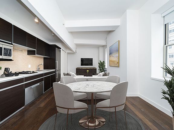 5th image of 116 John St APT 2801