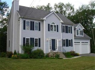 24 Raymond Dr, Attleboro, MA 02703