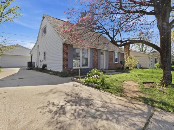 294 Pinoak Dr, Frederick, MD 21701