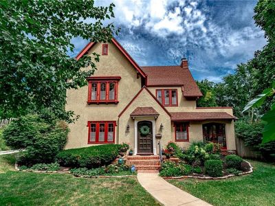 1077 N Noyes Blvd, Saint Joseph, MO, 64506