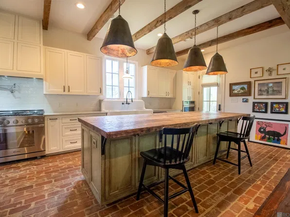 1063 River Rd, Sunshine, LA 70780
