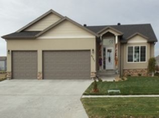 4727 53rd St S, Fargo, ND 58104