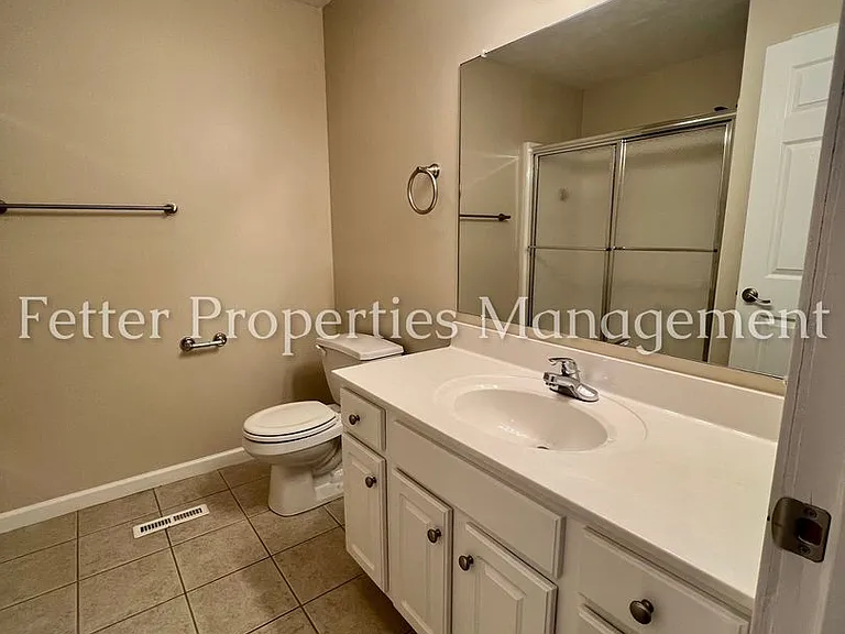 4595 Miranda Dr — Photo 16