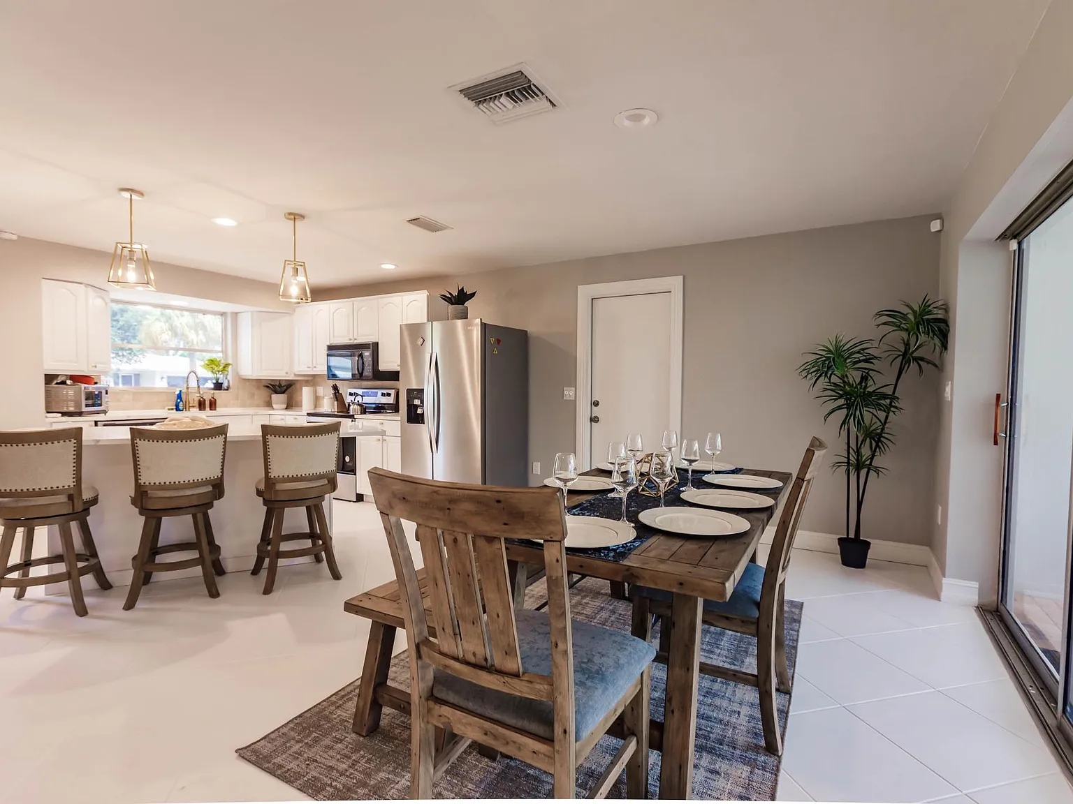 27 Pebble Beach Blvd — Photo 2