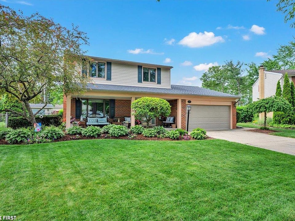 1st image of 39755 Spitz Dr