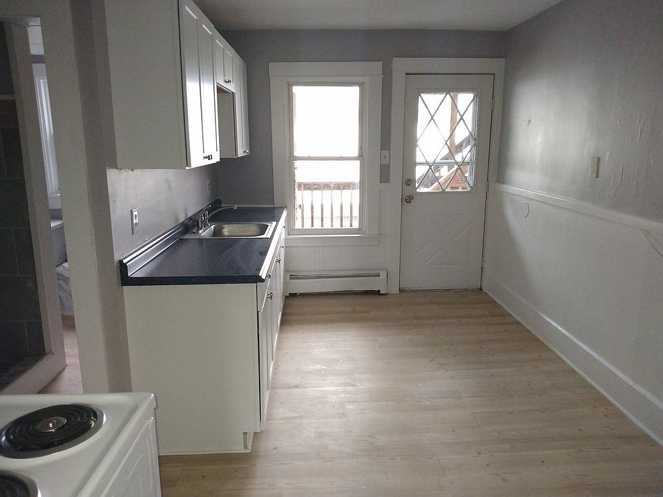 1st image of 1 North Ave #3