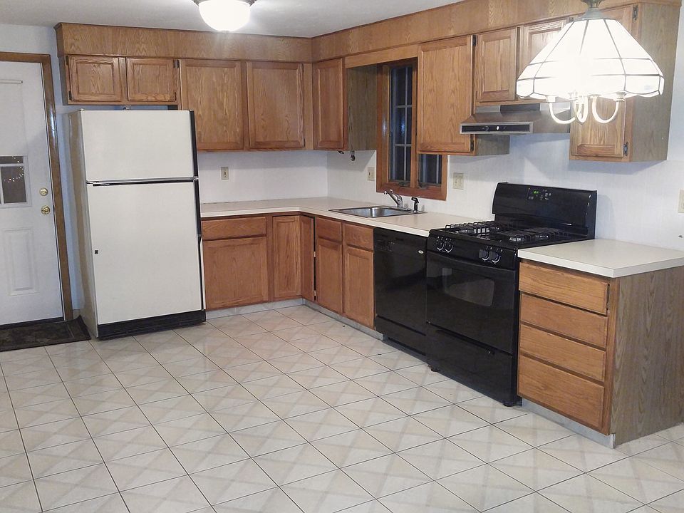 1st image of 39 Nilsen Ave #Duplex