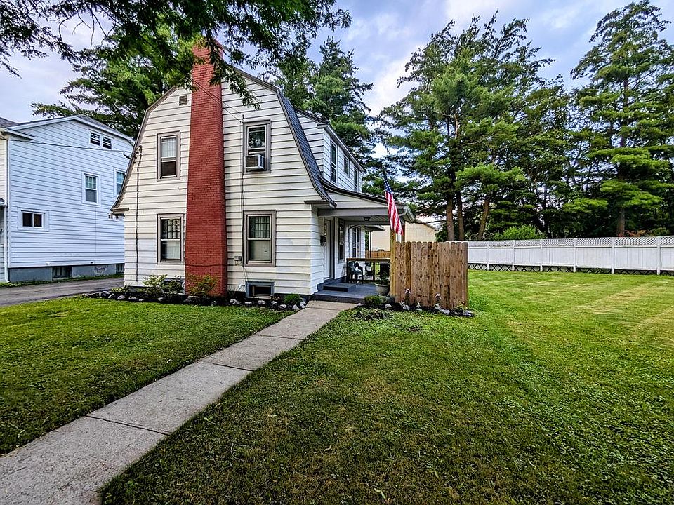 1st image of 327 Rowan St