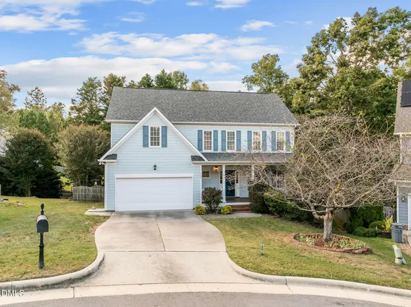 705 Red Top Hills Ct, Cary, NC 27513