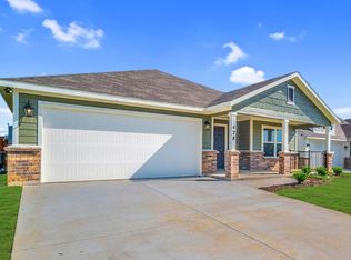 428 Rose Ave, Cleburne, TX 76033