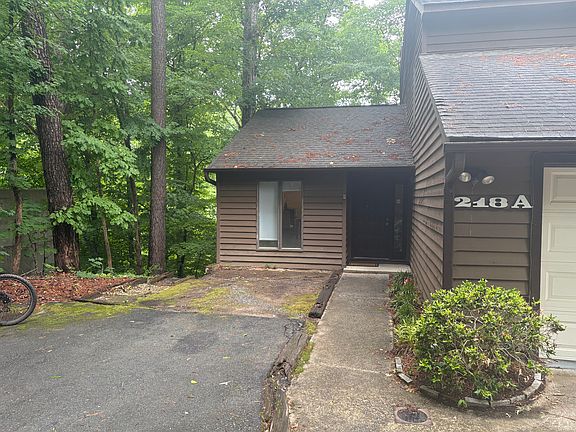 2nd image of 218A Greene St #A