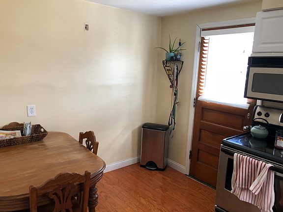 4th image of 3752 Wilmar Dr