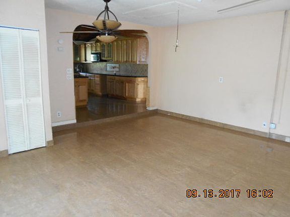 3rd image of 3760 Learwood Dr