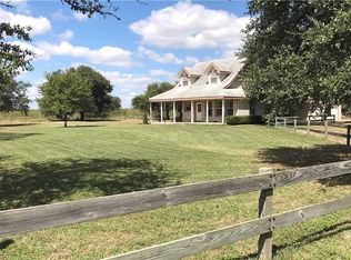 1007 Crooked Rd, Dale, TX 78616