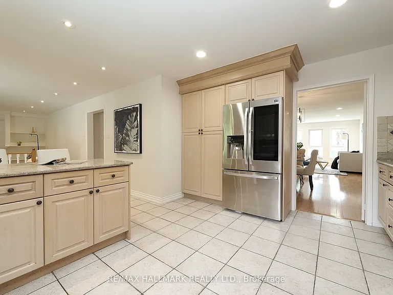 58 Pickett Cres — Photo 13