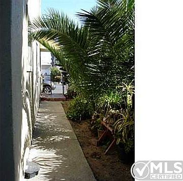 4th image of 3890 Logan Ave #2
