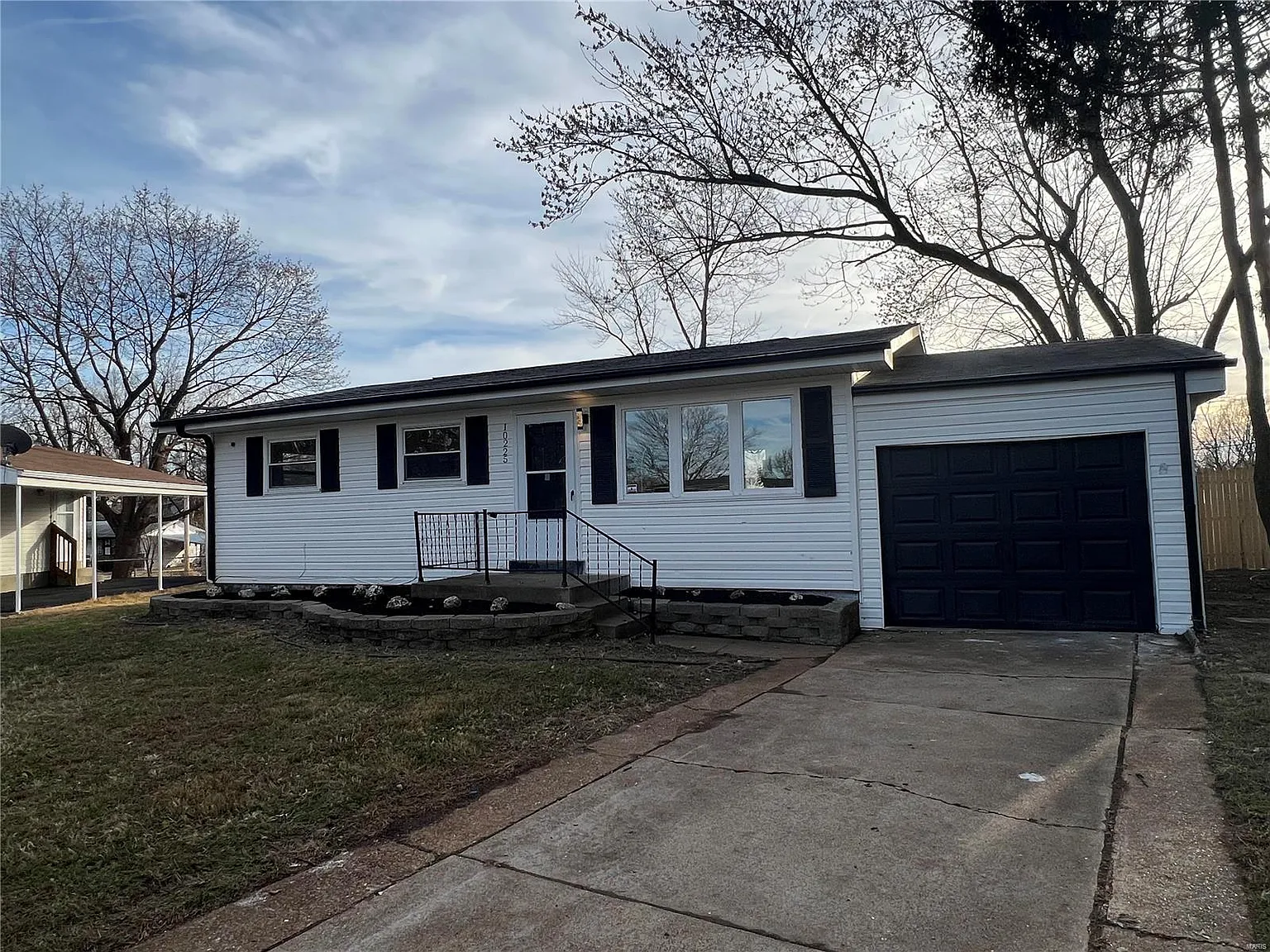 10225 Lynncrest Ct photo 1