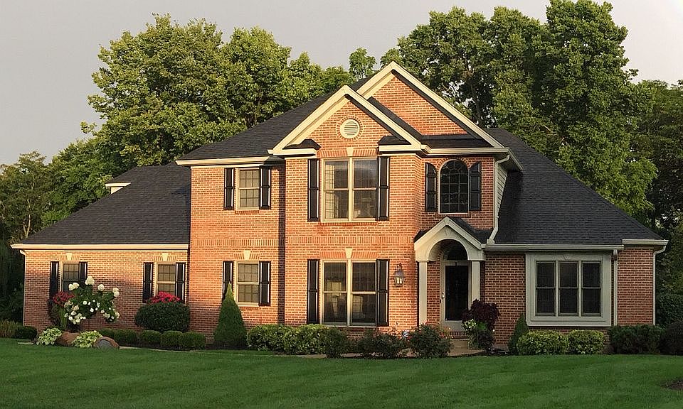 2nd image of 105 Countryside Dr N