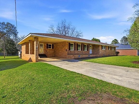 2nd image of 216 Crescent Dr