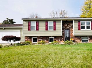2017 Buchtel St, Twinsburg, OH 44087