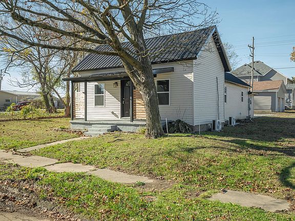3rd image of 312 S Hall Street