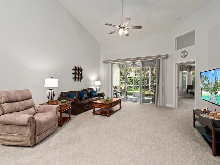 1594 SW Harbour Isles Cir #77 — Photo 4