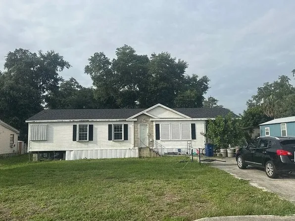 2490 Brownell Ct, North Fort Myers, FL 33917