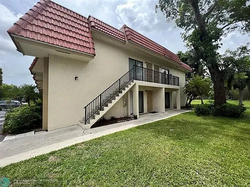 11116 Royal Palm Blvd #2-10 Photo 1