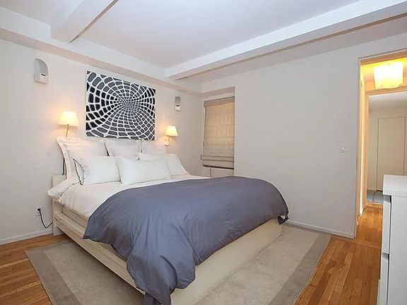 5th image of 333 E 43rd St APT 808