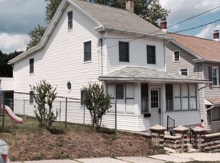 236 Carbon St, Lehighton, PA 18235