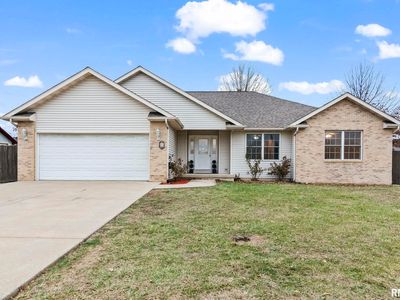 255 Possum Pass Ct, Sherman, IL, 62684