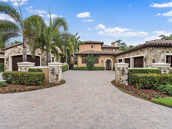 2nd image of 418 Via Del Orso Drive