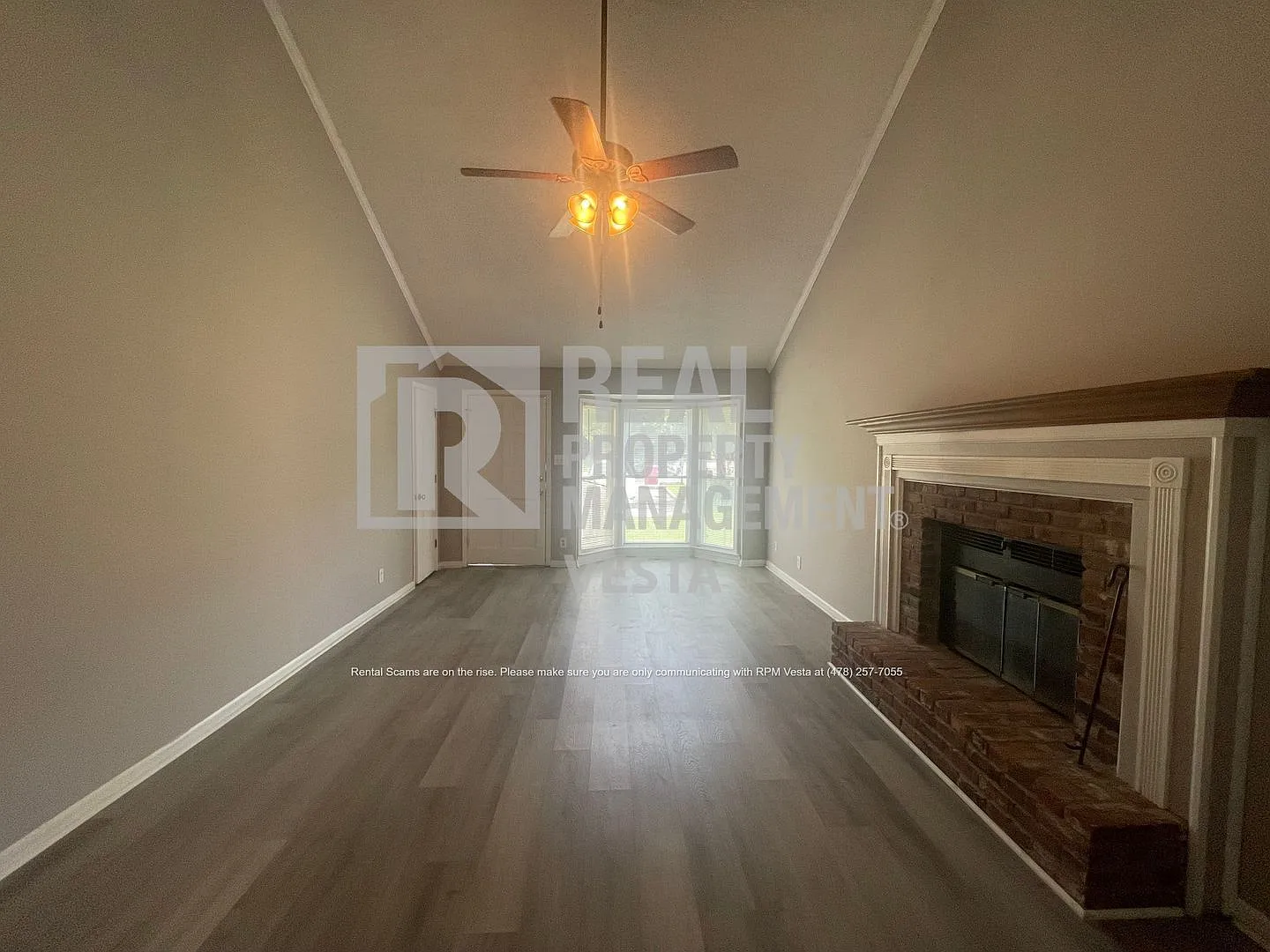 2 bed, 2.0 bath, 1176 sqft, $1,300 — Photo 3