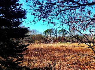 348 Old Meeting House Rd, East Falmouth, MA 02536