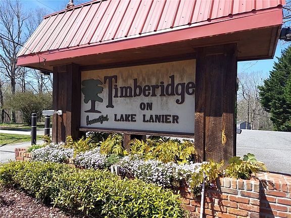 3rd image of 6616 Lakeshore Dr