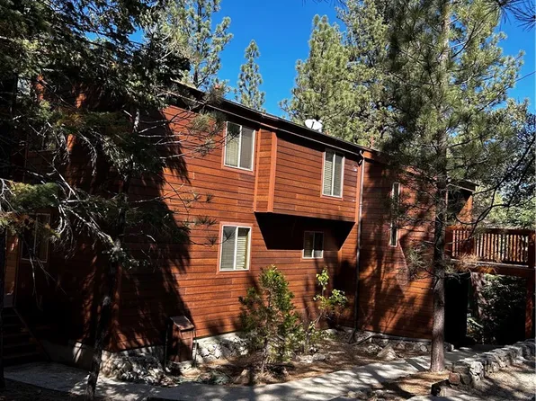 1225 Azalea Dr, Pine Mountain Club, CA 93222
