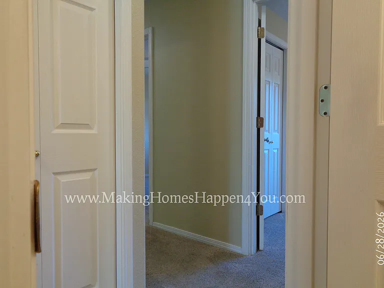 260 SW Oregon Trail Dr — Photo 27