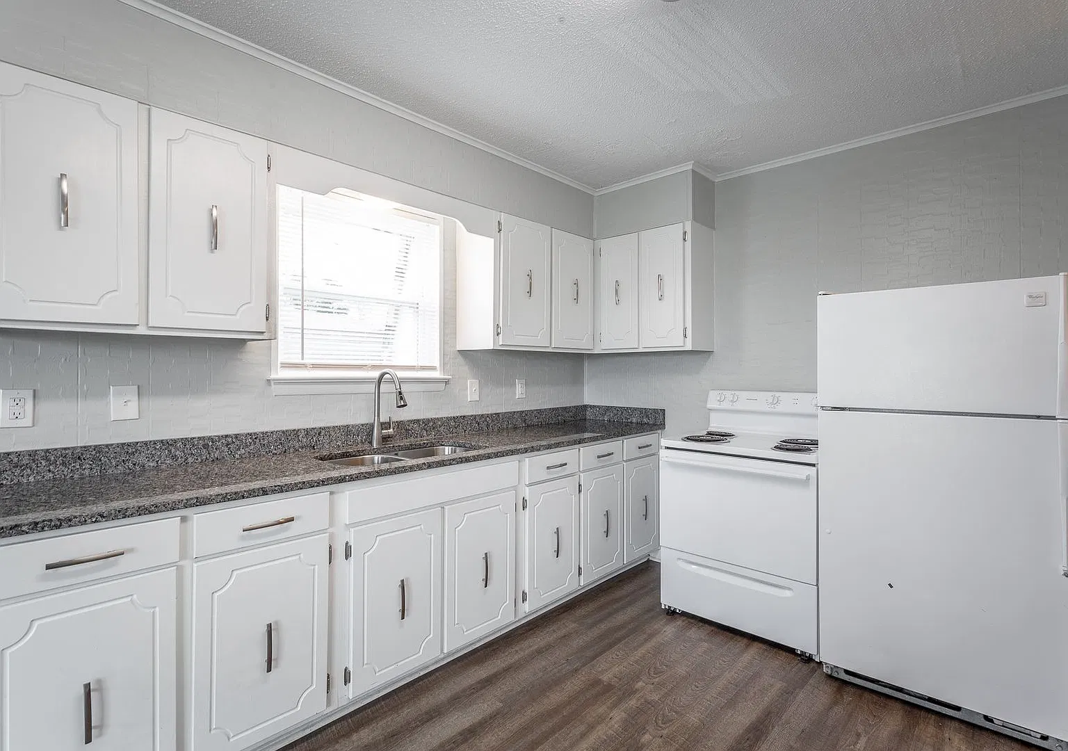 Multi-Family Property in Fort Oglethorpe — Photo 1