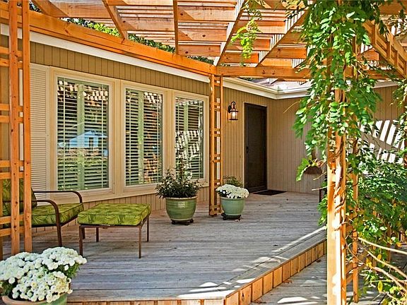 3rd image of 9 Adams Ln