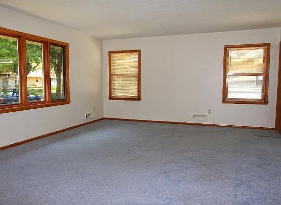 3rd image of 6117 13th Ave S