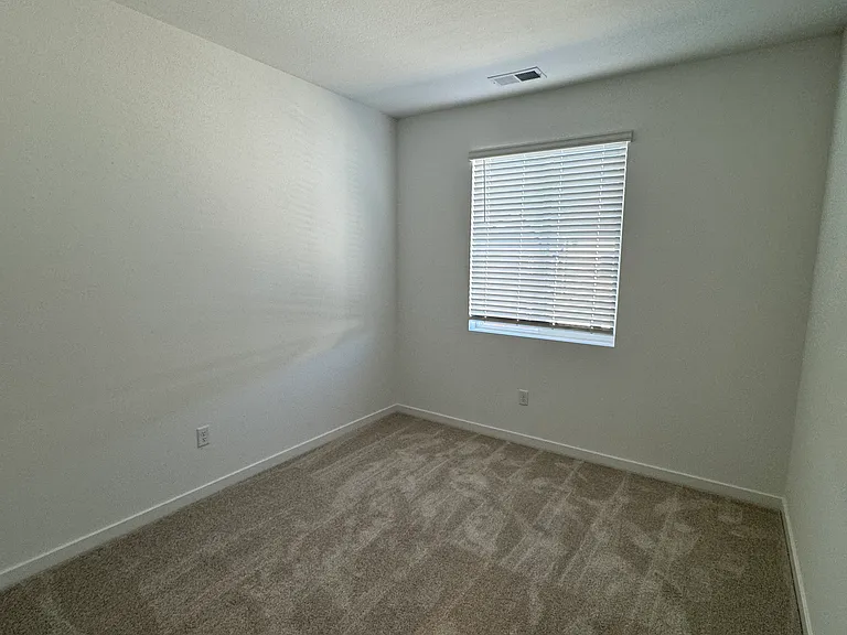 764 Nob Hill Ln — Photo 19
