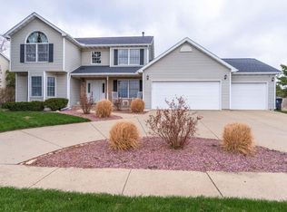 2912 E College Ave, Bloomington, IL 61704