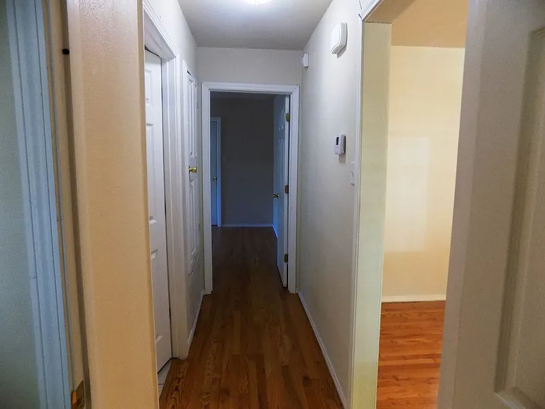 636 W Norwood Ct — Photo 10