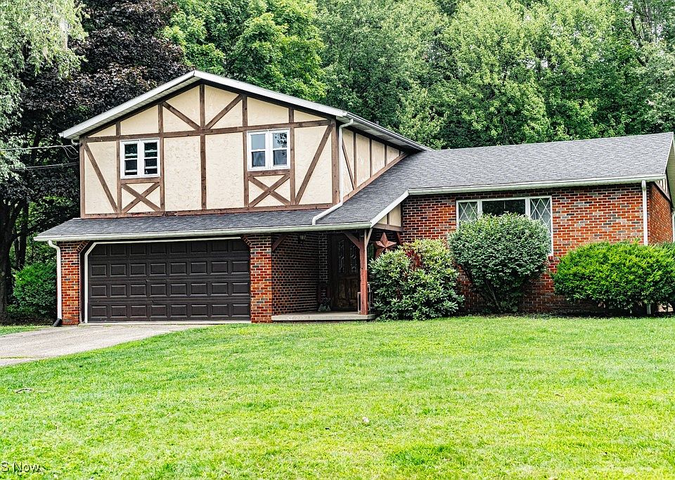 1st image of 210 Heritage Dr