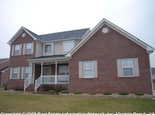 1017 Cathedral Dr, Suffolk, VA 23434