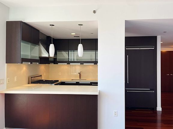 3rd image of 50 W 15th St APT 8A
