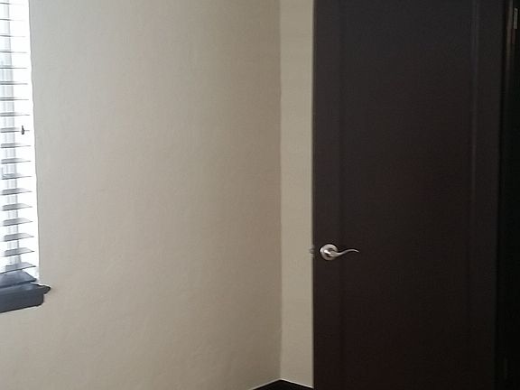 2nd image of 1035 Pennsylvania Ave APT 11