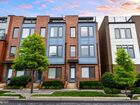 16301 Columbus Ave, Rockville, MD 20855
