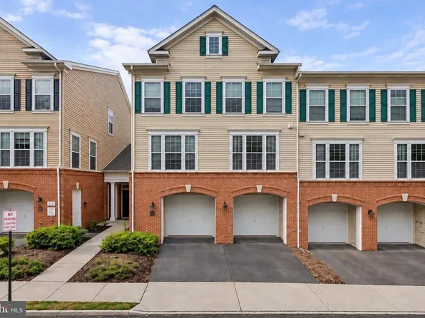 7049 Huntley Run Pl #116, Alexandria, VA 22306
