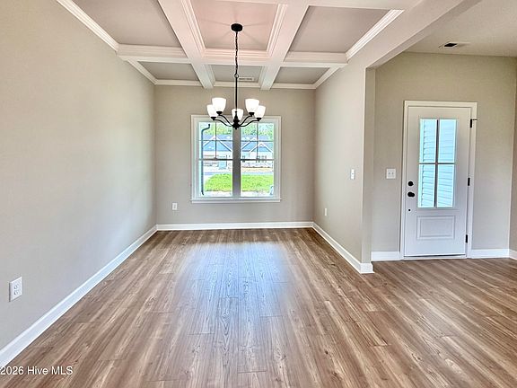 2nd image of 3731 Chatsworth Drive